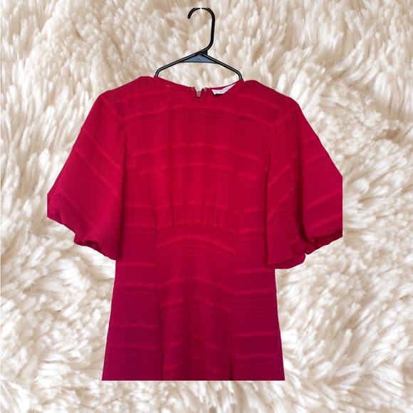 Pearl Red Maxi Dress with Flared Sleeves - Picture 5 of 9